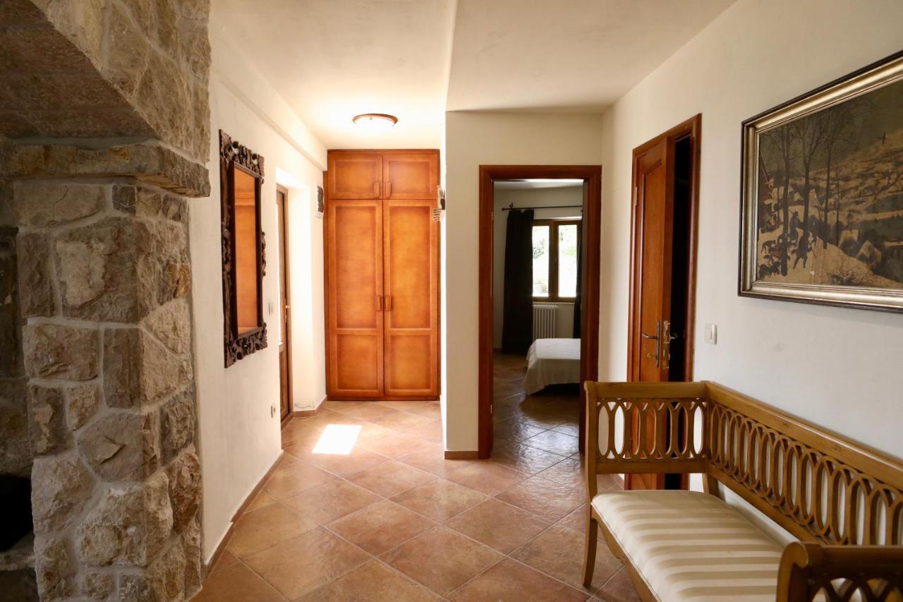 Mountains Villa Near Budva Exterior foto
