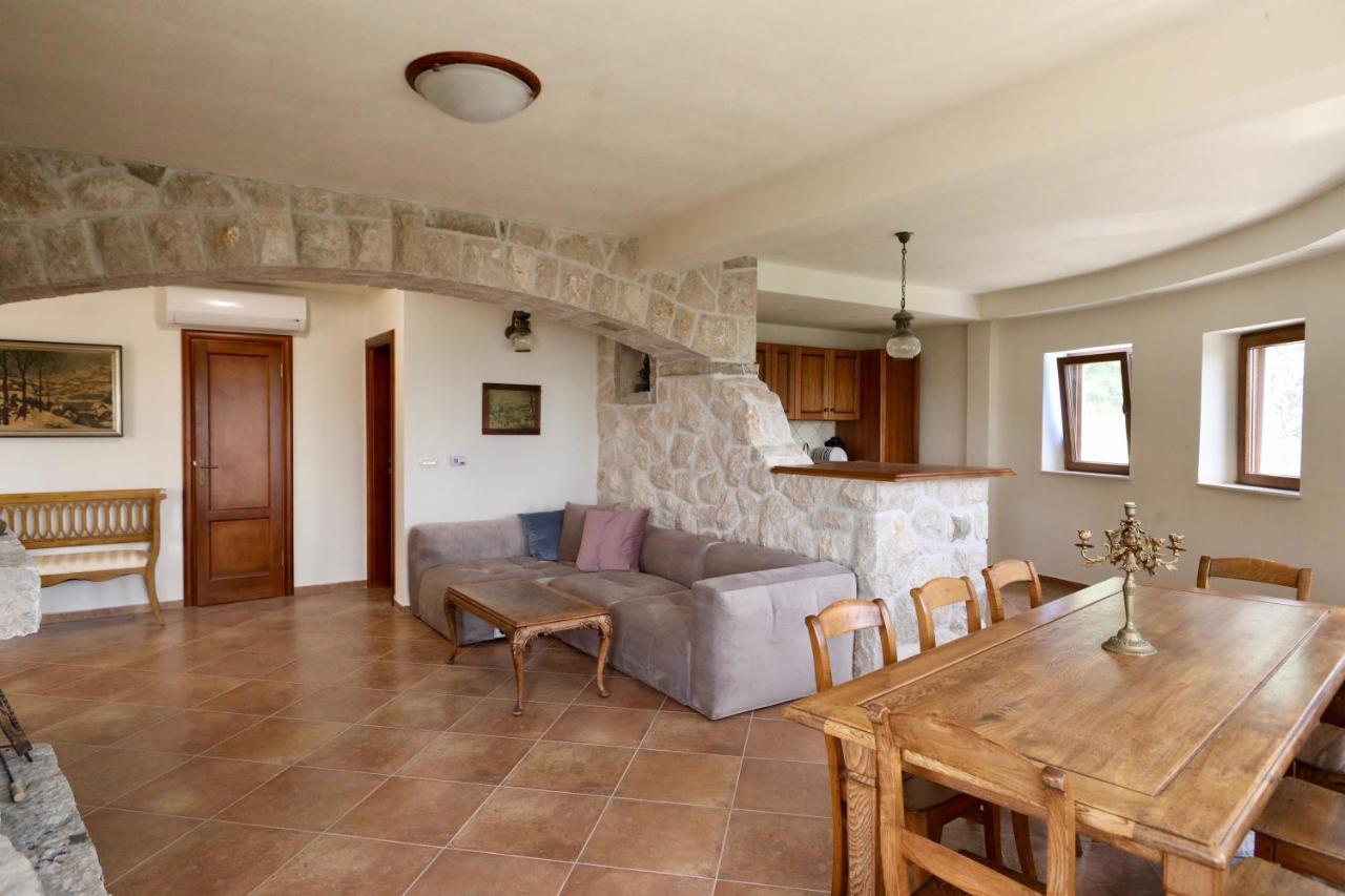 Mountains Villa Near Budva Exterior foto