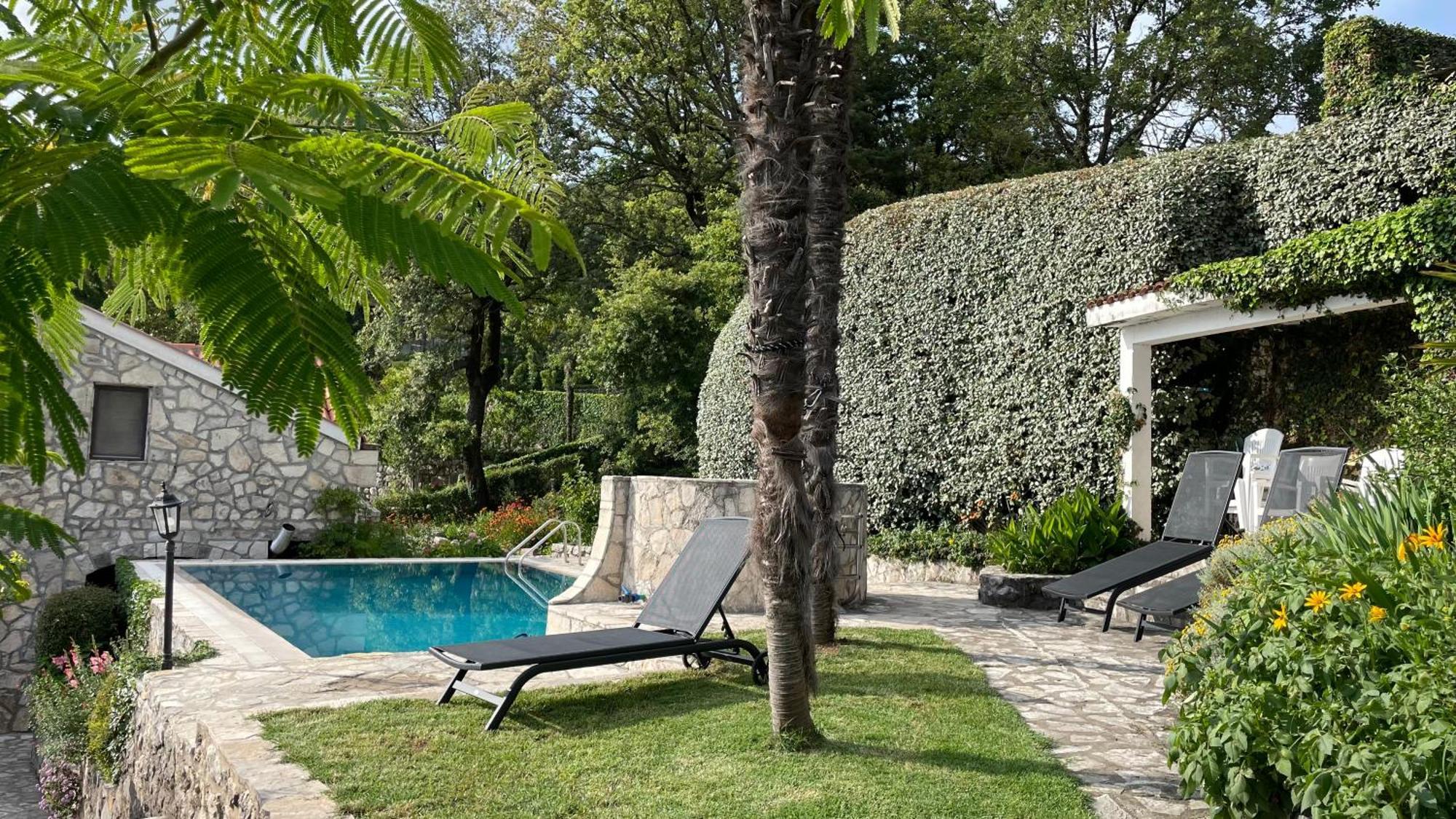 Mountains Villa Near Budva Exterior foto
